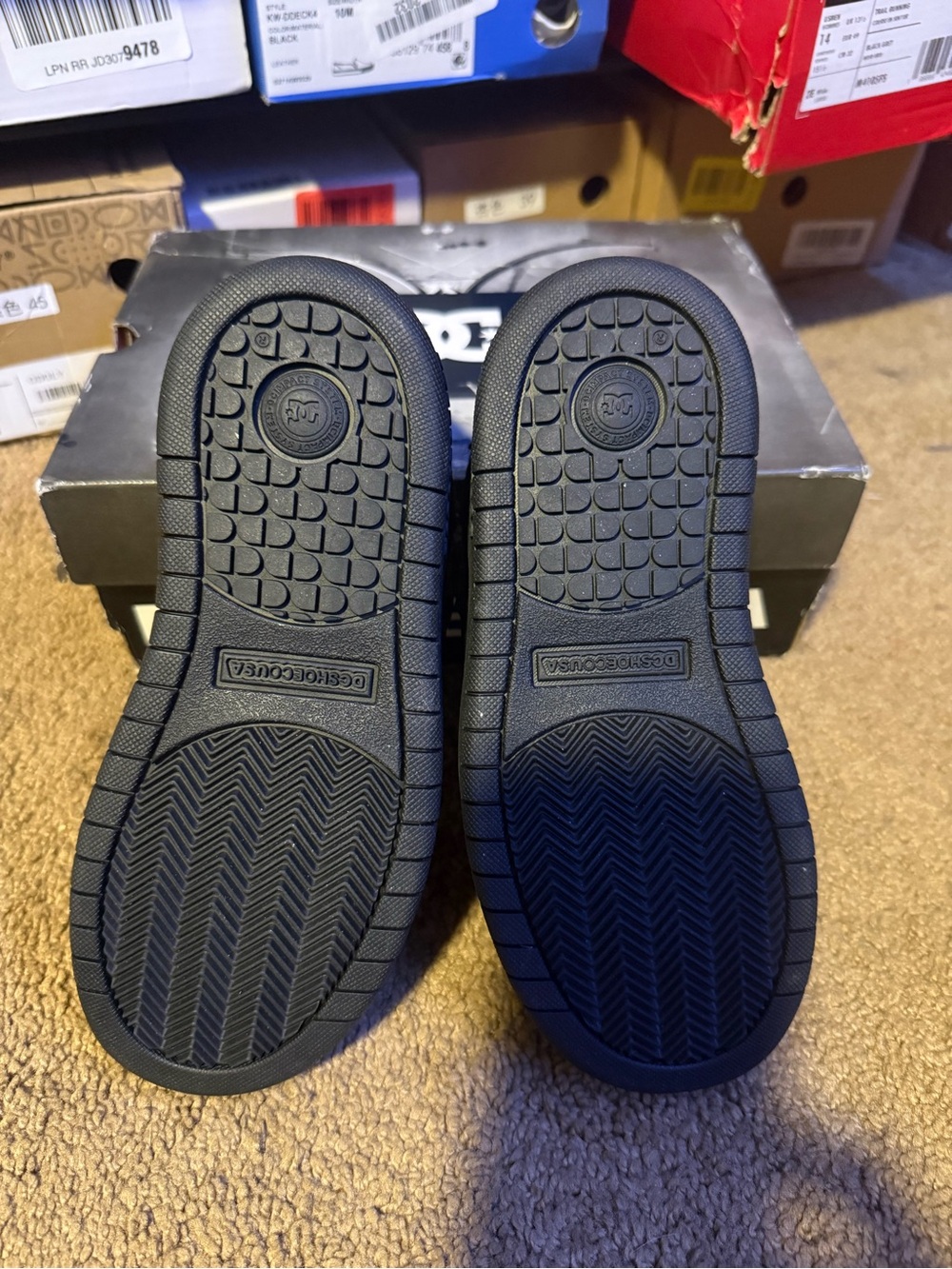 DC All-Black Low-Top Skate Sneakers - Picture 4 of 6